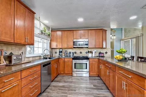 14324 Minya Ln, Poway, CA 92064 photo 11