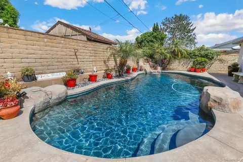 4995 Rebel Rd, San Diego, CA 92117