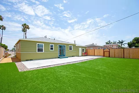 718 5th St, Imperial Beach, CA 91932