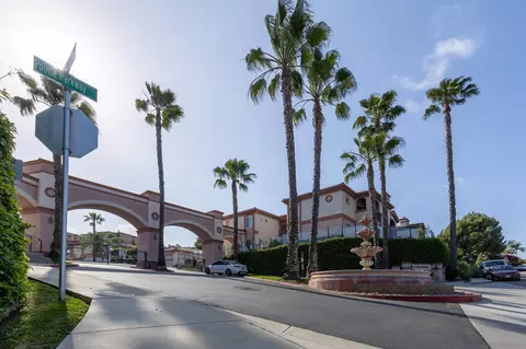 2724 Lake Pointe Dr #141, Spring Valley, CA 91977