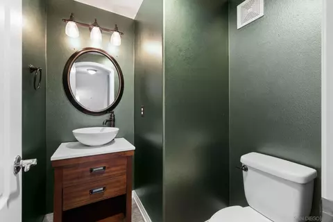 Bath - 12 Via Montisi, Santee, CA 92071 photo 2 of 3