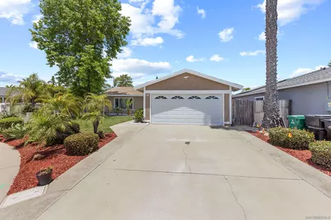 7676 Caffey Ln, San Diego, CA 92126