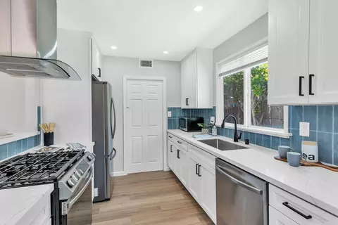 Kitchen - 12208 Witt Rd, Poway, CA 92064 photo 5 of 6