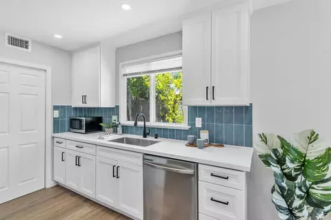 Kitchen - 12208 Witt Rd, Poway, CA 92064 photo 3 of 6