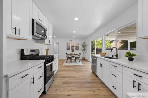 1523 Kenora, Escondido, CA 92027 photo 11
