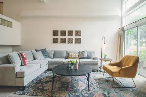 7155 Calabria Ct #E, San Diego, CA 92122