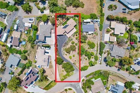 1229 Phillips St, Vista, CA 92083 photo 3
