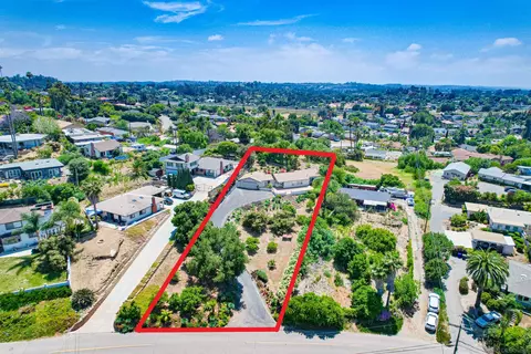1229 Phillips St, Vista, CA 92083 photo 4