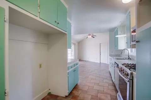 1229 Phillips St, Vista, CA 92083 photo 21