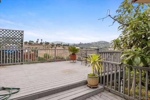 2326 Peet Ln, Escondido, CA 92025 photo 13