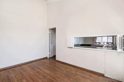 5651 Ladybird Ln, La Jolla, CA 92037 photo 8