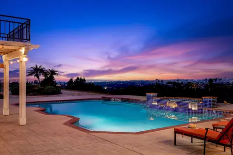 359 Crestview Dr, Bonita, CA 91902
