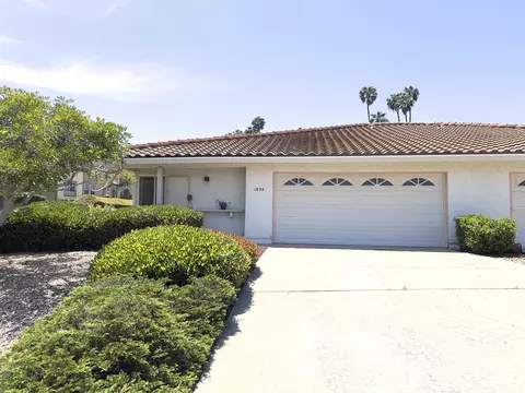 1034 La Tierra Dr, San Marcos, CA 92078