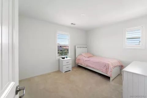 Bedroom - 27568 Cloudy Peak Way, Menifee, CA 92584 photo 5 of 7