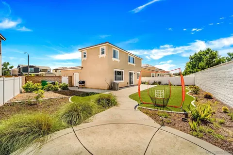 Exterior - 27568 Cloudy Peak Way, Menifee, CA 92584 photo 7 of 9