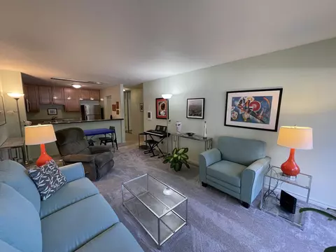 3030 Suncrest Dr #416, San Diego, CA 92116