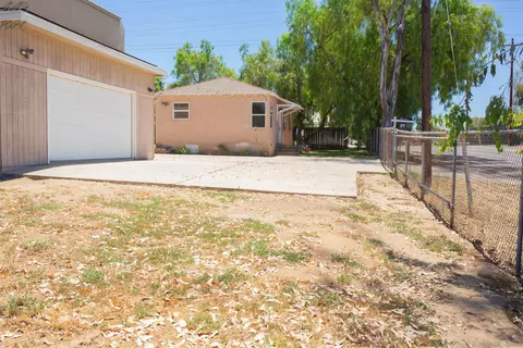 Exterior - 212 11th St, Ramona, CA 92065 photo 8 of 11