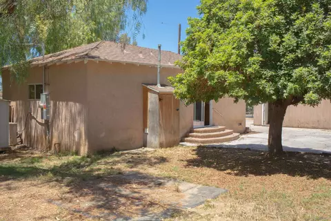 Exterior - 212 11th St, Ramona, CA 92065 photo 3 of 11