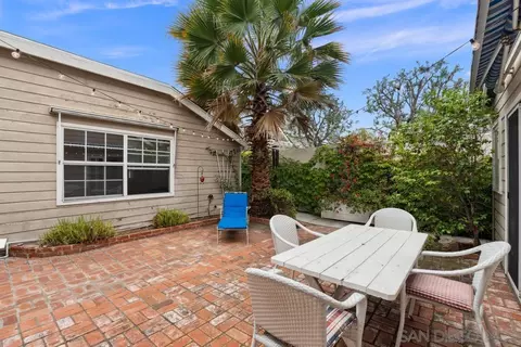 Exterior - 1122 Glorietta Blvd, Coronado, CA 92118 photo 3 of 9