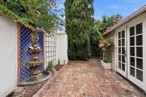 Exterior - 1122 Glorietta Blvd, Coronado, CA 92118 photo 8 of 9