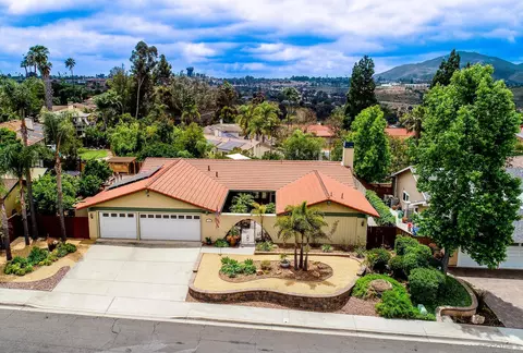 1806 Hacienda Dr, El Cajon, CA 92020