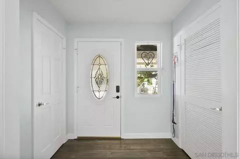 Entry Way - 860 Ora Avo, Vista, CA 92084 photo 1 of 1