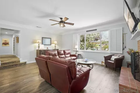 Living - 860 Ora Avo, Vista, CA 92084 photo 4 of 4