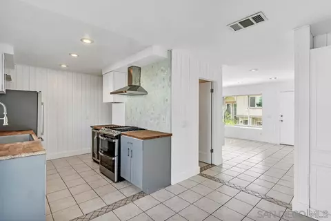 Kitchen - 3654 Spyglass Way, Oceanside, CA 92056 photo 6 of 6