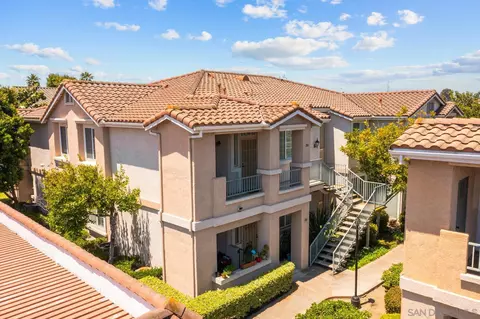 10786 Sabre Hill Dr #206, San Diego, CA 92128