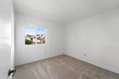 Bedroom - 10174 W Glendon Cir, Santee, CA 92071 photo 2 of 5