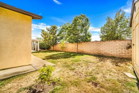 Exterior - 10174 W Glendon Cir, Santee, CA 92071 photo 6 of 10