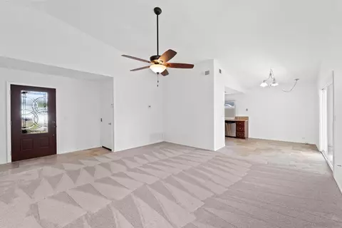 Living - 10174 W Glendon Cir, Santee, CA 92071 photo 2 of 5
