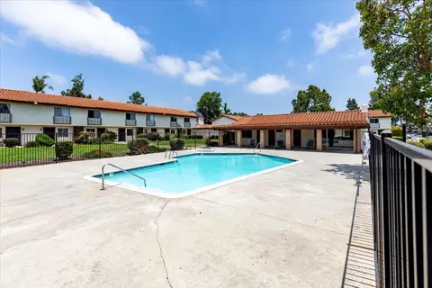 239 Espanas Gln, Escondido, CA 92026 photo 36