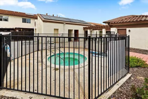 239 Espanas Gln, Escondido, CA 92026 photo 32