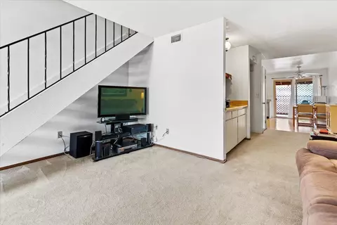 239 Espanas Gln, Escondido, CA 92026 photo 6