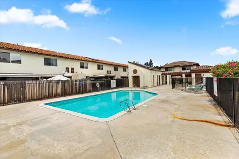 239 Espanas Gln, Escondido, CA 92026 photo 31