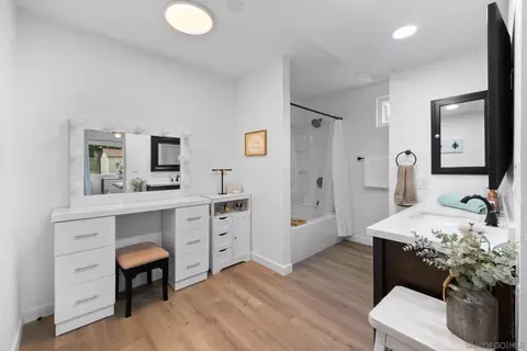 Bath - 4173 Terry St, Oceanside, CA 92056 photo 1 of 4