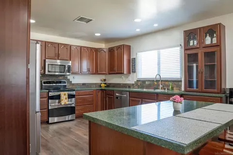 Kitchen - 629 9th St, Ramona, CA 92065 photo 3 of 3