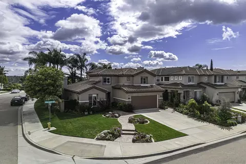 7900 Vista Guyaba, Carlsbad, CA 92009