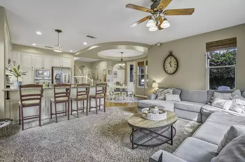 7900 Vista Guyaba, Carlsbad, CA 92009 photo 2