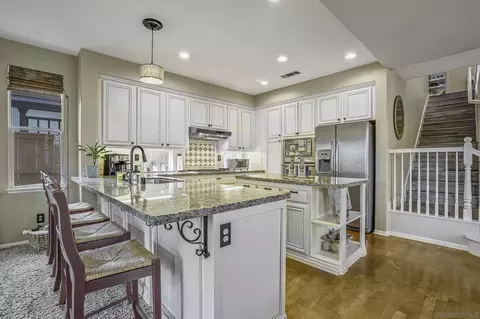 7900 Vista Guyaba, Carlsbad, CA 92009 photo 3