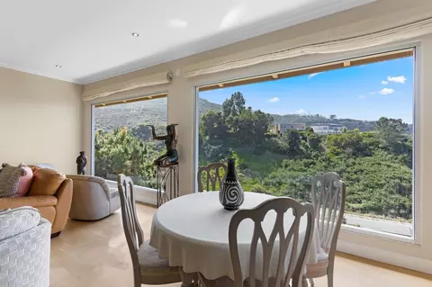 7648 Caminito Coromandel, La Jolla, CA 92037 photo 19