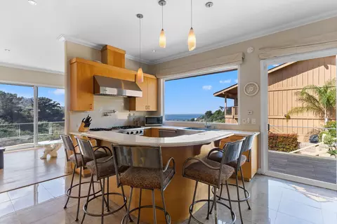 7648 Caminito Coromandel, La Jolla, CA 92037 photo 22