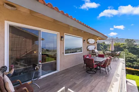 7648 Caminito Coromandel, La Jolla, CA 92037 photo 40