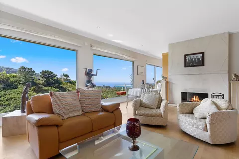 7648 Caminito Coromandel, La Jolla, CA 92037 photo 17