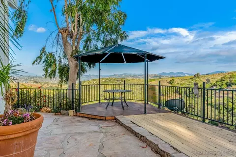 Exterior - 5299 Olive Hill Rd, Fallbrook, CA 92028 photo 11 of 17