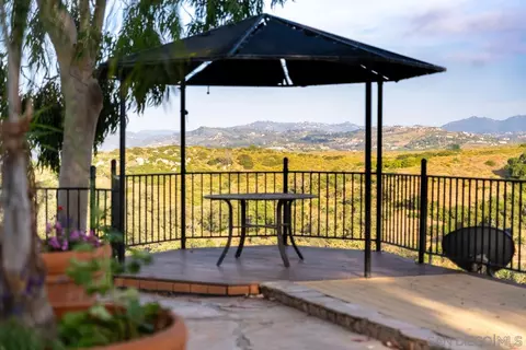 Exterior - 5299 Olive Hill Rd, Fallbrook, CA 92028 photo 12 of 17