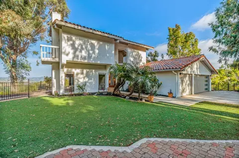 Exterior - 5299 Olive Hill Rd, Fallbrook, CA 92028 photo 4 of 17