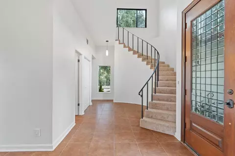 Entry Way - 5299 Olive Hill Rd, Fallbrook, CA 92028 photo 2 of 7