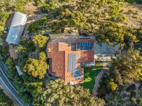 View/Area - 5299 Olive Hill Rd, Fallbrook, CA 92028 photo 3 of 3